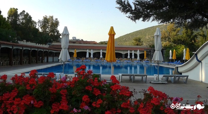 استخر روباز هتل پیگیل بیچ ریزورت